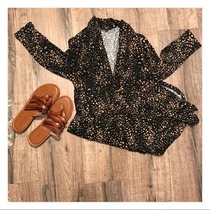 NWOT Tart XS Black/Tan Long sleeve wrap dress